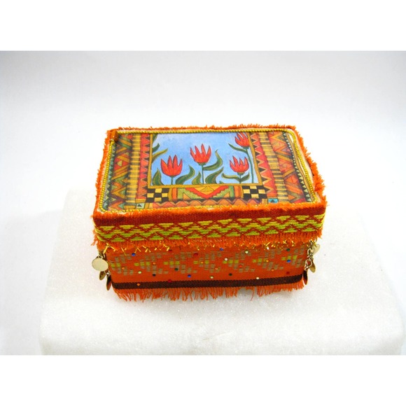 Keepsake Jewelry Trinket Box for Mementos Desk Items w/ Mini Journal + Potpourri - Picture 9 of 10